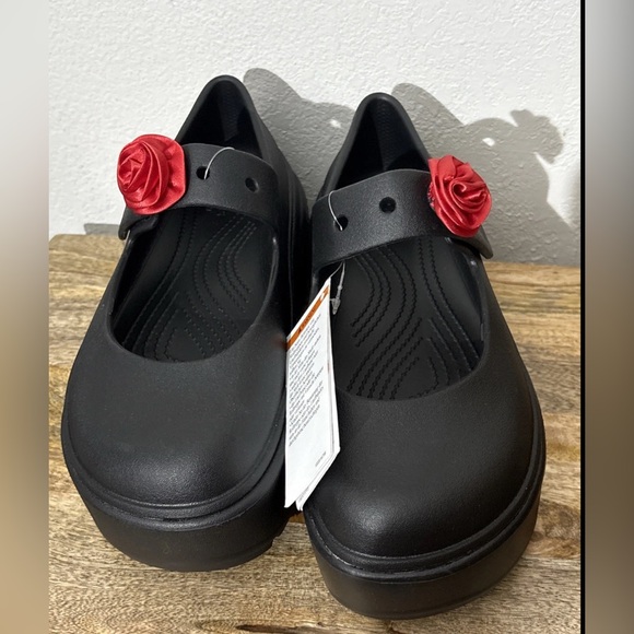 Crocs Mary Jane Stomp Rosette Platform Shoes Women’s Size 9 Black Gothic NEW - Picture 2 of 7